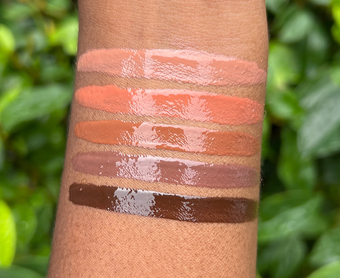 The Modern Beauty Lipgloss (Sweet Mocha)